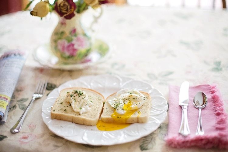 Poached Eggs on Toast Recipe