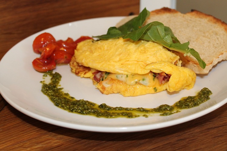 Grilled Tomato and Bacon Omelette - Omelette Recipe