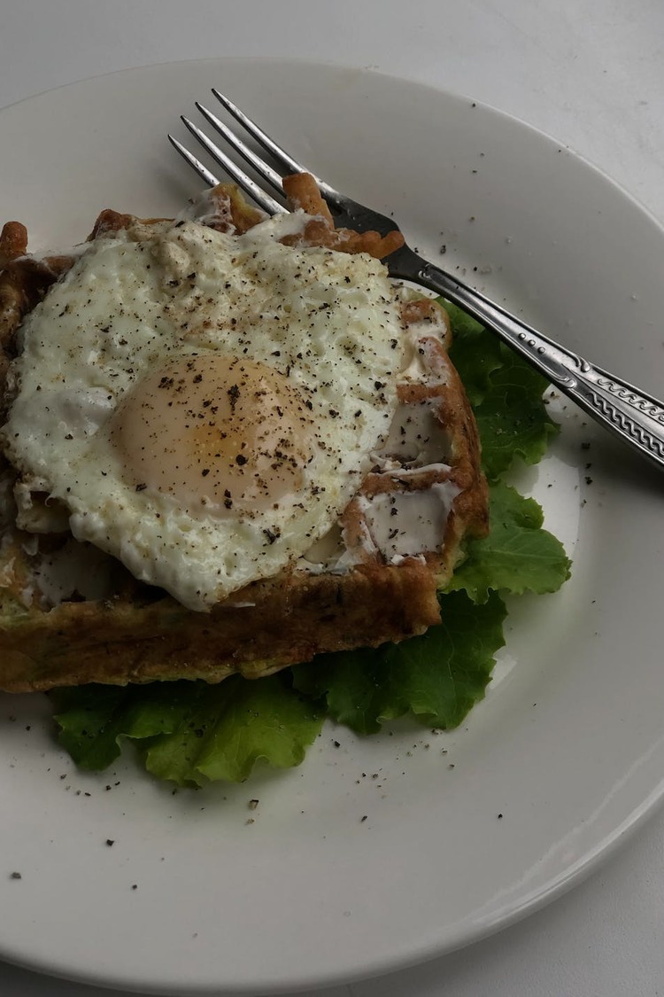 Fried Egg on Waffles with Maple Syrup - Egg Recipe